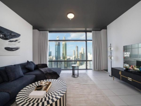 Luxury 1-Bed DIFC Stay - City Views in a Prime Area